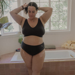 The High Waisted Bikini: Medium Flow