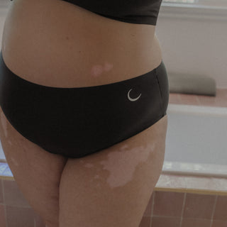 The High Waisted Bikini: Medium Flow