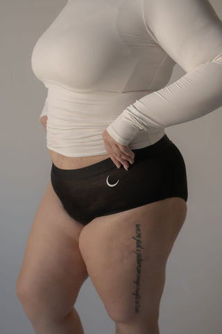The Low Rise Brief: Medium Flow (Organic Cotton)
